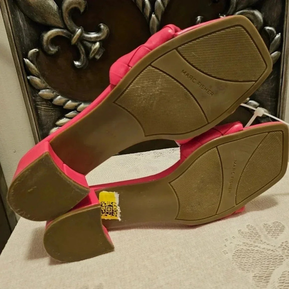 Marc Fishers Pink braided slide-in sandals - Picture 2 of 5